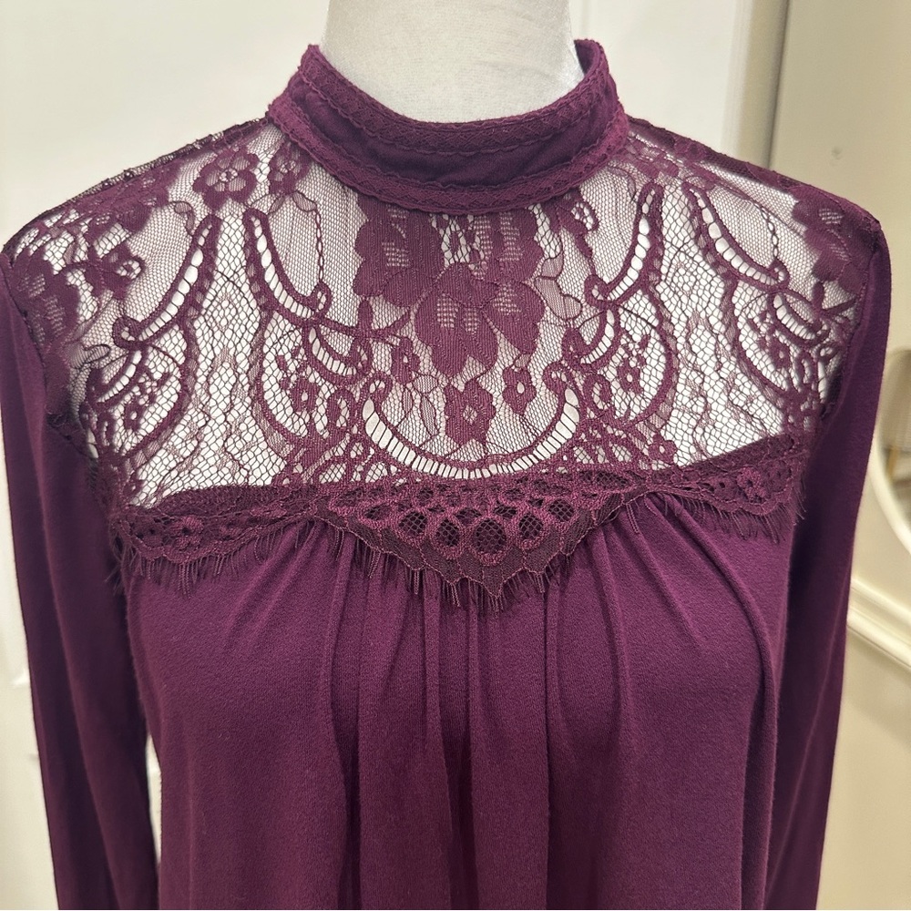 Exhilaration Burgundy Lace Boho Long sleeve  Top, Size Small